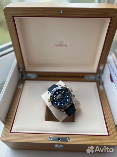 Часы Omega Seamaster Diver 300M Yellow Gold 44 mm