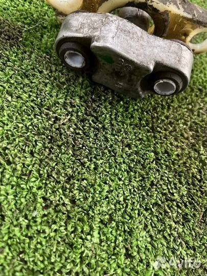 Рулевой карданчик Audi 80 B3 RU 1.8