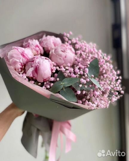 Букет цветов пионы