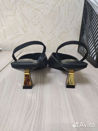 Туфли Zara 36 новые