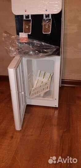 Кулер для воды Ecotronic J1-LC XS, белый