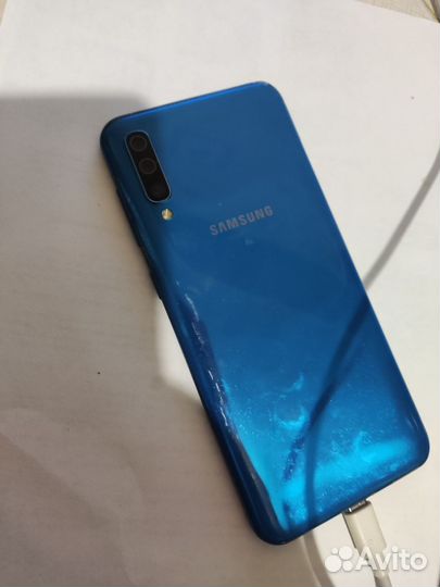 Samsung Galaxy A50, 6/64 ГБ