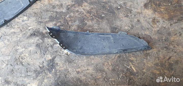 Решетка в бампер левая Opel Astra H 2004-2014