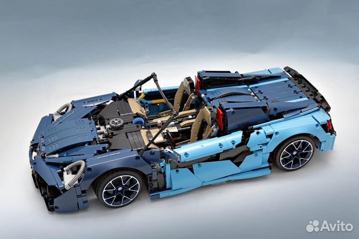 1:8 McLaren 570S из Lego Bugatti Chiron 42083