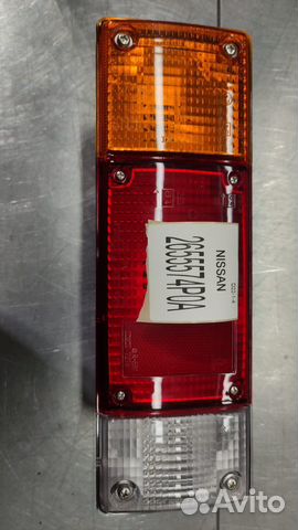 Фонарь задний Nissan