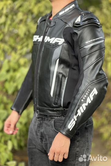 Мотокуртка кожаная мужская