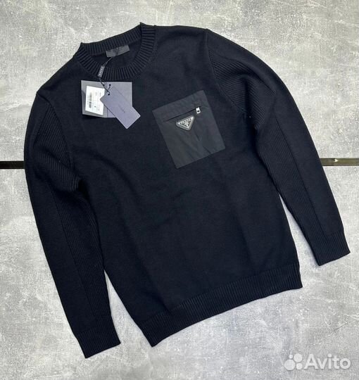 Свитер Prada