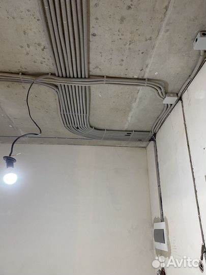 Электромонтажник