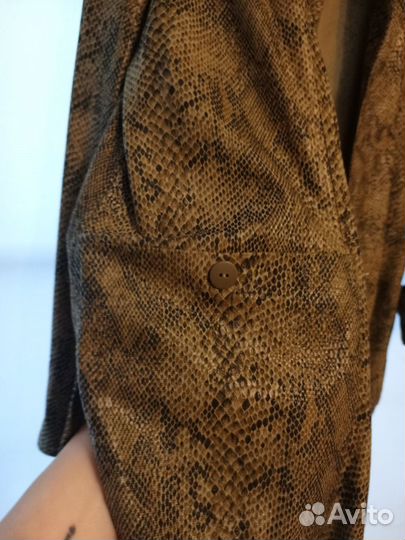 Пиджак змеиный принт р. 50-52