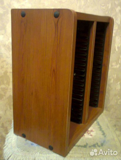 Полка для дисков