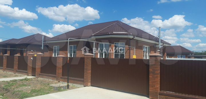 Дом 111 м² на участке 9,5 сот.