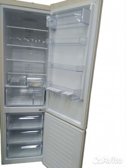 Витринный Bosch Serie4 KGN39XK28R