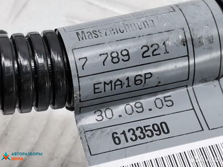 Проводка BMW 5 E60/E61 2005 12427789231