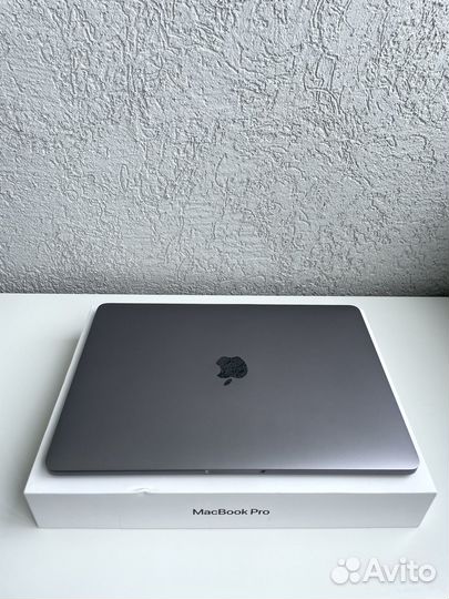 Apple MacBook Pro 13 2019
