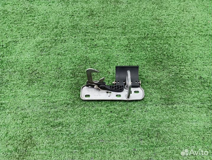 Замок капота 3AA823480 Volkswagen Passat b7