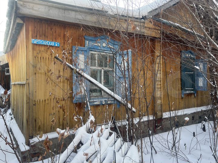 Дом 33 м² на участке 6 сот.