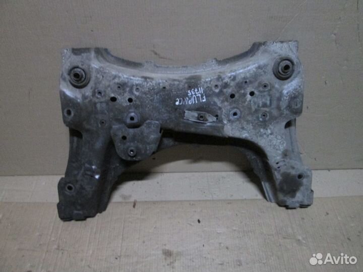 Подрамник Renault Fluence, Megane 3, Scenic 3