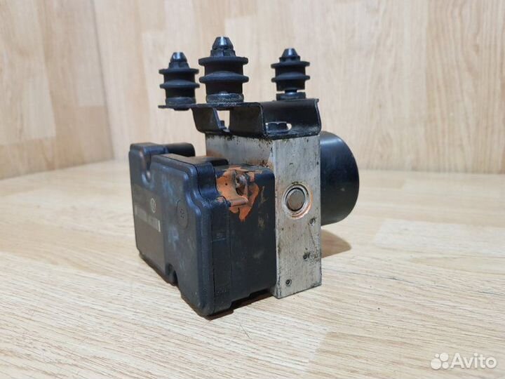 Блок ABS Volkswagen Caddy 2K BSE 2007