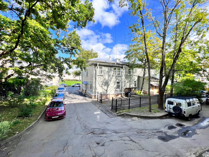 3-к. квартира, 83,2 м², 1/4 эт.