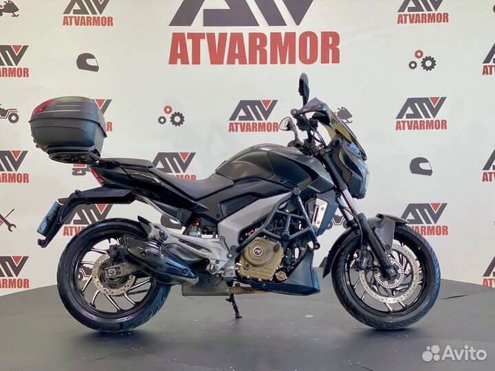 Мотоцикл Bajaj Dominar 400