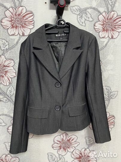 Пиджак стильный женский