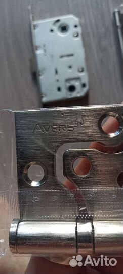 Петли для дверей