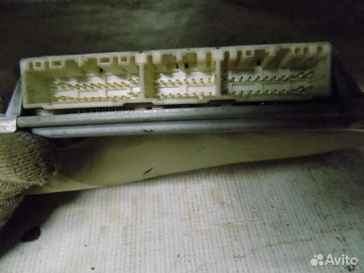 Блок управления двигателем Corolla E12 2001-2006