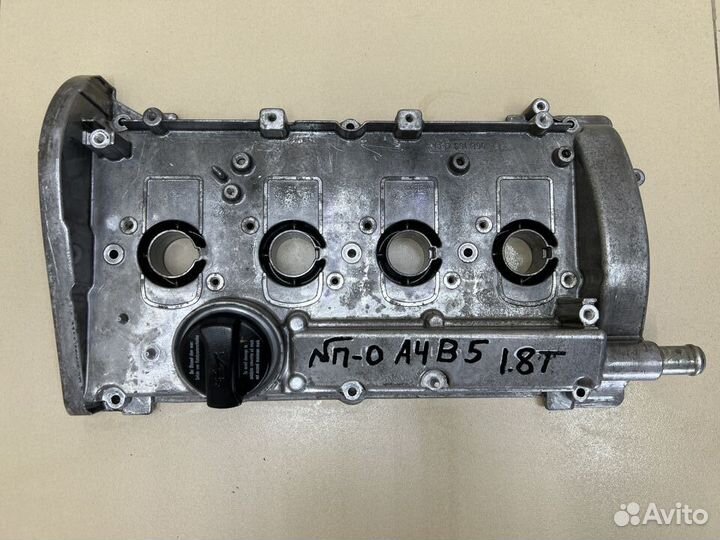 Клапанная крышка Audi A4 B5 1.8T AWT