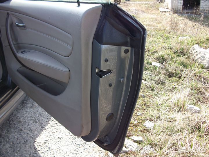 Дверь правая BMW E82