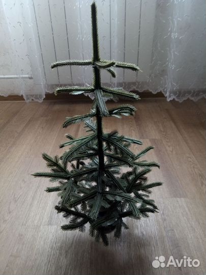 Елка искусственная