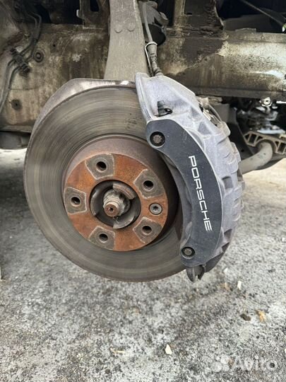 Супорта с дисками Porsche Cayenne 958 рест 3.6