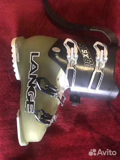 Горнолыжные ботинки lange