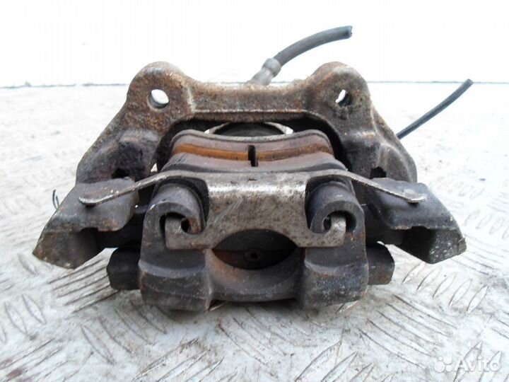 Суппорт задний правый Mercedes M-klasse W164