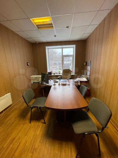 Офис, 210 м² из 6 кабинетов на севере