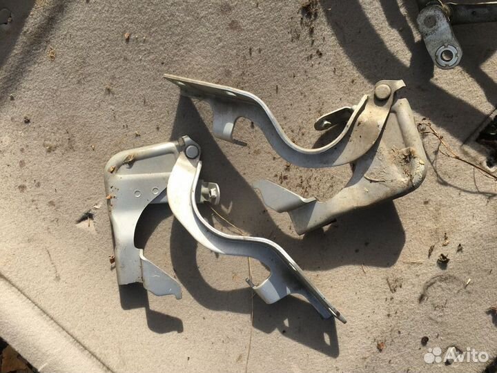 Петли капота Опель антара шевроле каптива