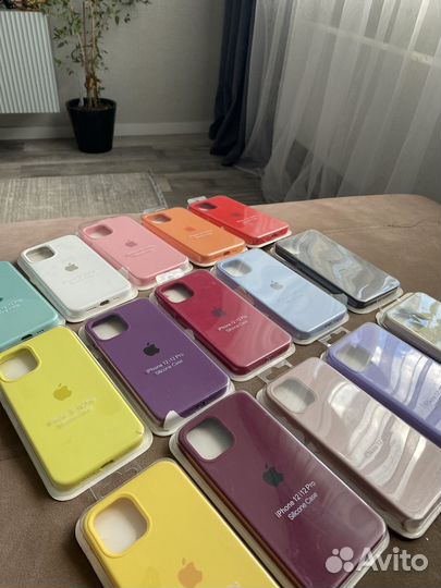 Чехлы на телефон iPhone 12 и 12 pro