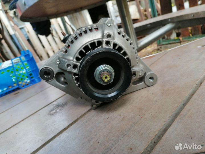 Генератор на Toyota hilux surf