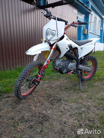 Продам питбайк 125