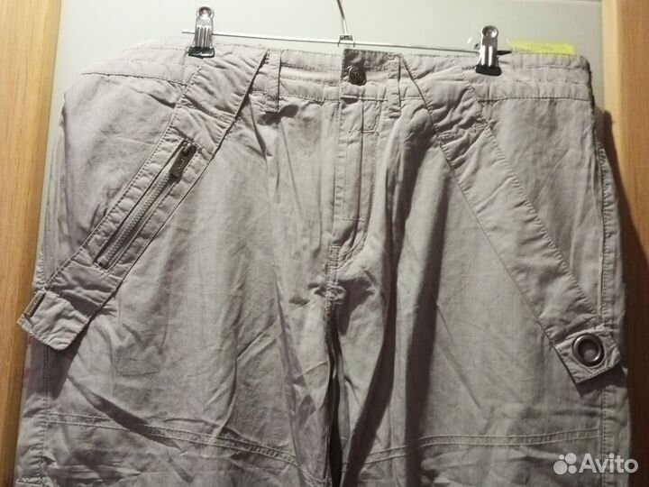 Джинсы новые