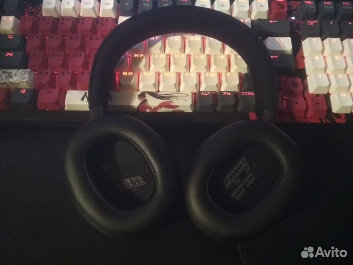 Беспроводные наушники JBL Live 660NC, Black