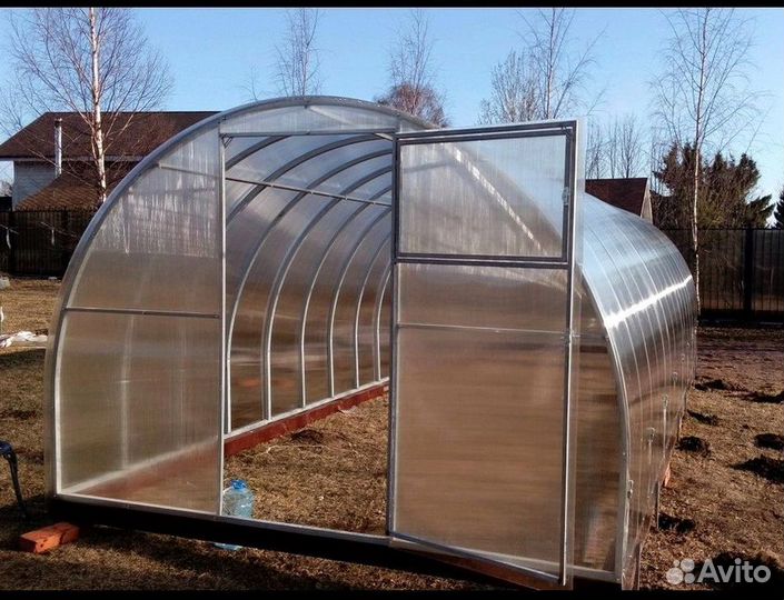 Теплица из поликарбоната