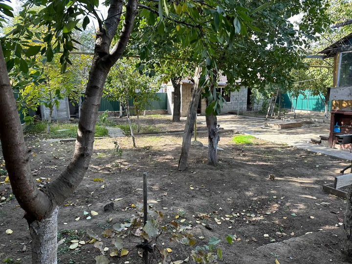 Дом 60 м² на участке 5 сот.