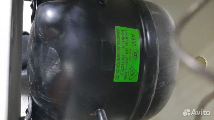 Холодильник бу маленький