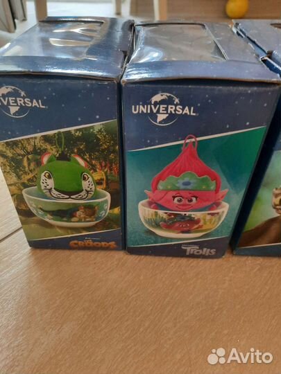 Подарочные коробочки с изображением мультяшек