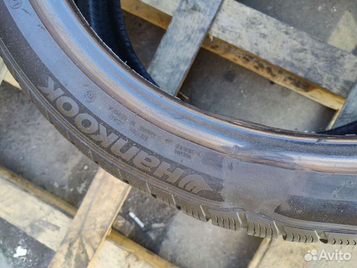 Hankook Winter I'Cept Evo2 W320A SUV 275/40 R22 107V