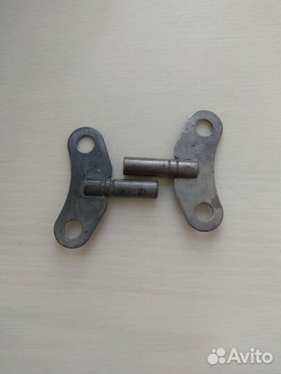 Ключ для часов очз- Янтарь