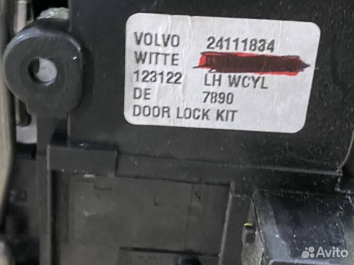 Ручка внутренняя двери левой Volvo FH5 24111834