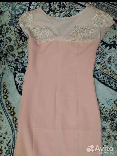 Платье вечернее