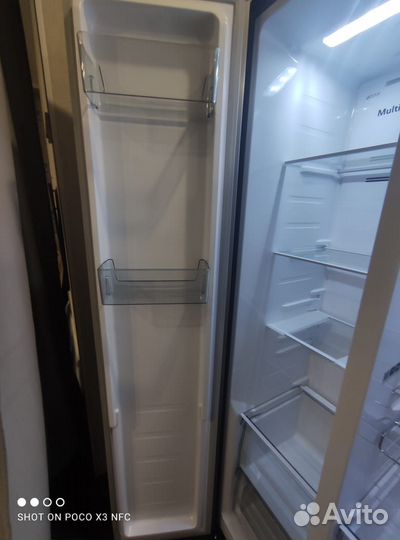 Холодильник (side-by-side) hisense RS711N4ACE