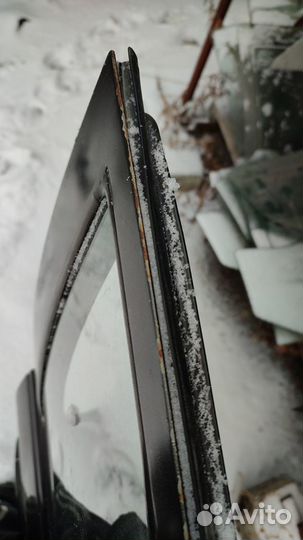 Дверь передняя правая Kia Carens 2006-2012